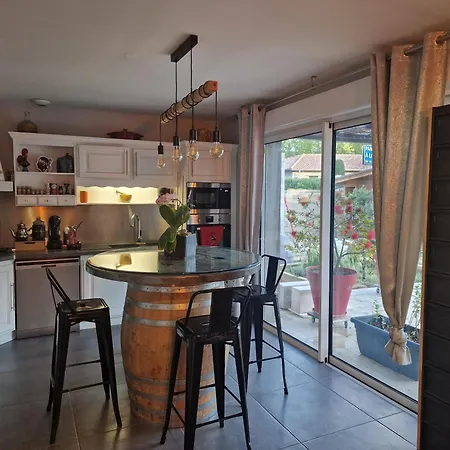 La Maison Du Bonheur * Caumont-sur-Durance